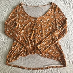 Euc American Eagle Soft & Sexy Long Sleeve Button Down Floral Top